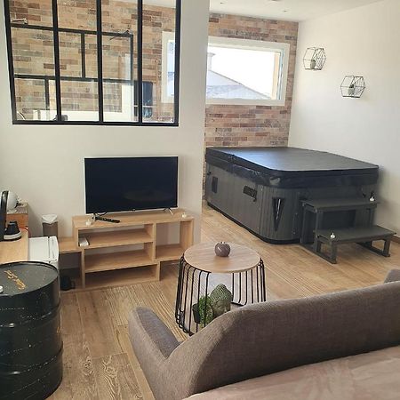 Bed and Breakfast Instant Secret Pourrieres Экстерьер фото