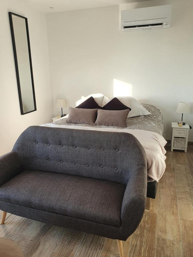 Bed and Breakfast Instant Secret Pourrieres Экстерьер фото